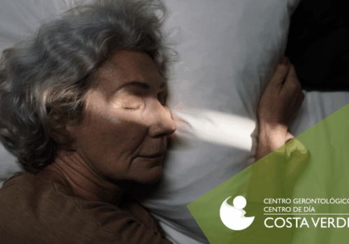 La importancia del descanso y el sueño en las personas mayores